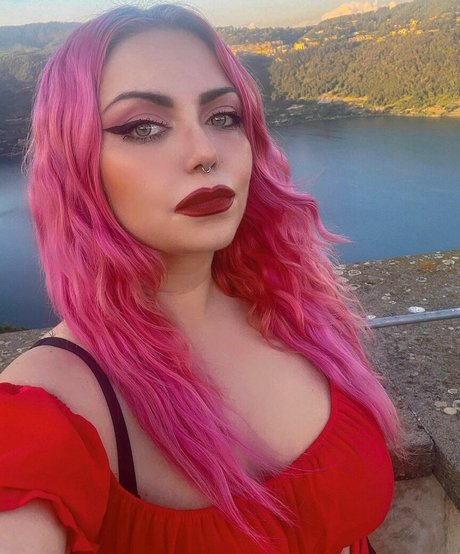 Anna Manna hübsche nackte bilder