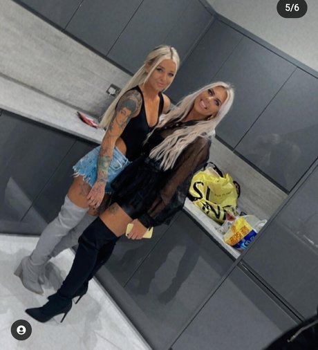 schwarze oma-onlyfans nackt nette bilder