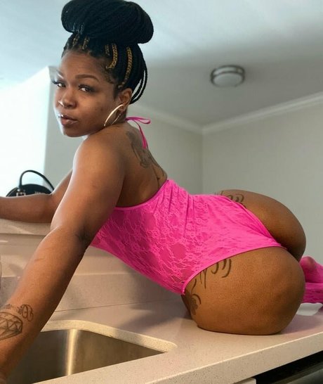 Diamond Monroe pornostar xxx foto