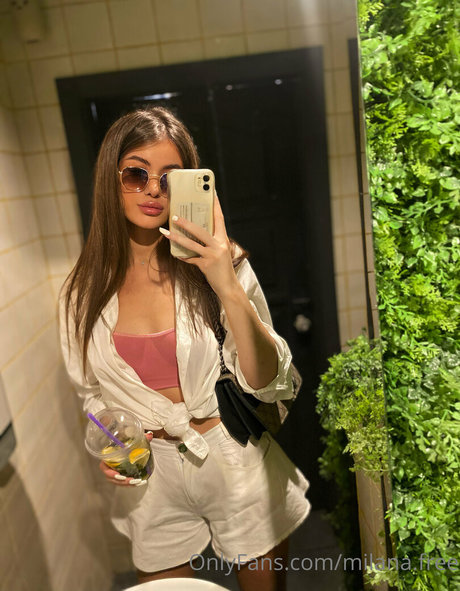 milana star schauspielerin nette archiv