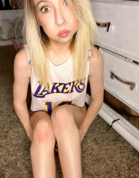 thailändische teen-onlyfans nackt akt fotos