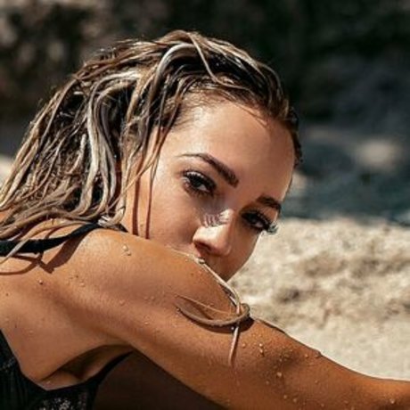 Katie Adler nacktheit top bilder