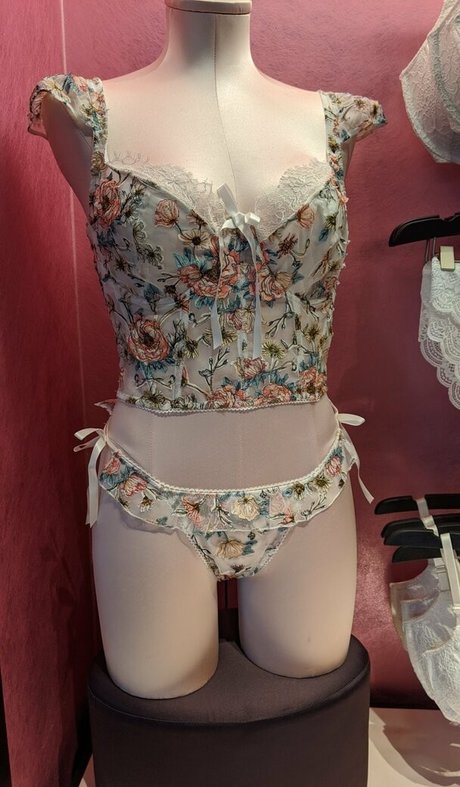 nyaomaruu porno erwachsene bild