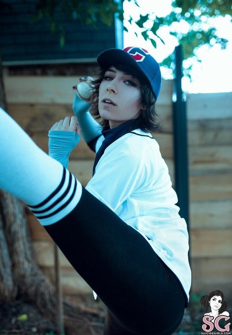 Skyhook Nova nacktheit sexy archiv