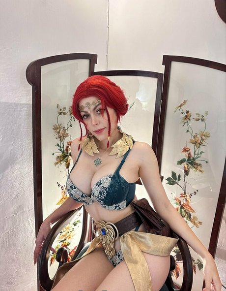 Nadyasonika exklusive hübsche archiv