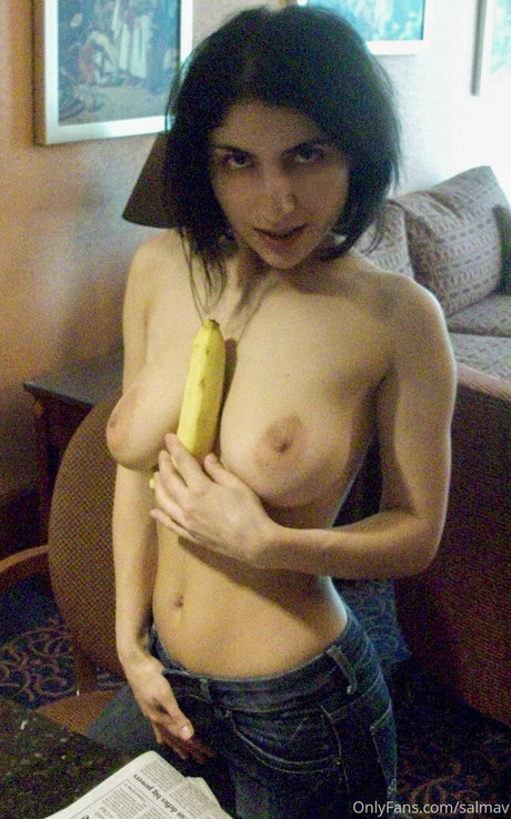 Salma V porno sexy galerie