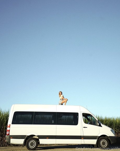 rosievanlife model erwachsene foto