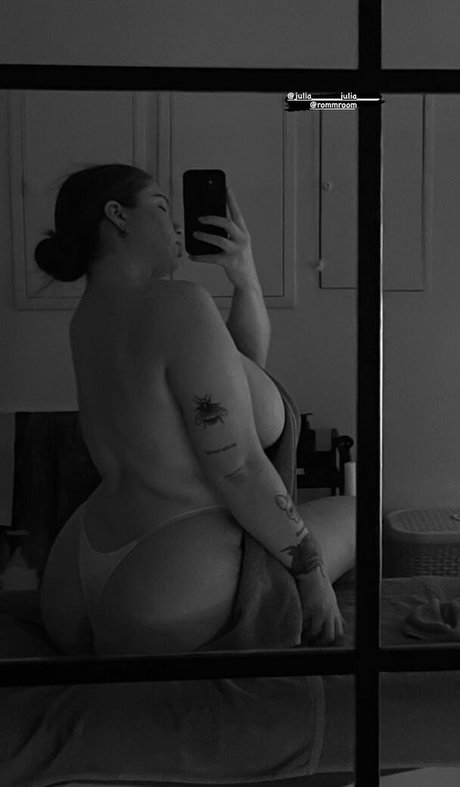 dasha rodkevych kostenlose nackte foto