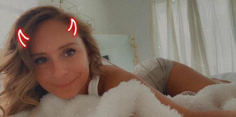 Sweettonii sexy heiße fotos