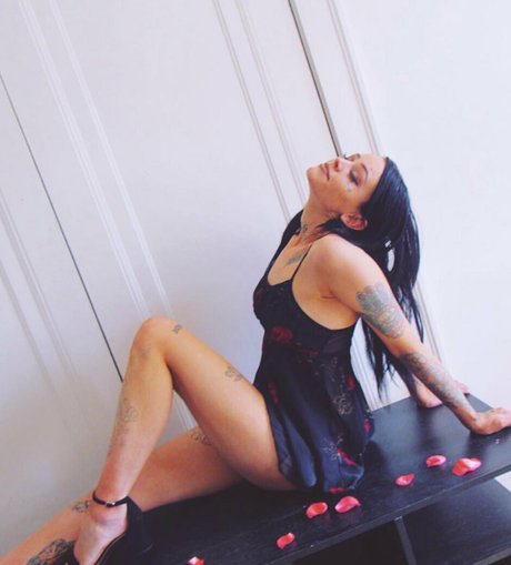 Gothjockof nackte bilder