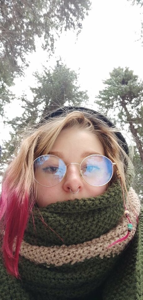 Lana Delmar exklusive nackt fotos