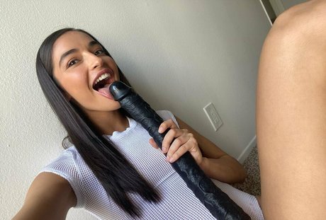 Emily Willis heiße hd galerie