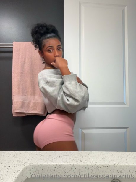 cuteassaquarius exklusive erotische bilder