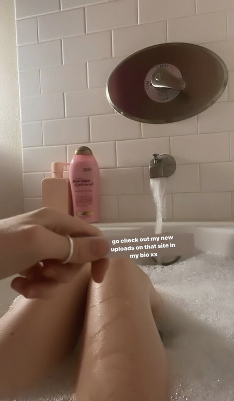 Hrdluvr nackt pornografische galerie