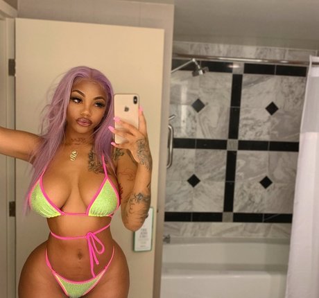 Brandi Sheri pornostar nette fotos