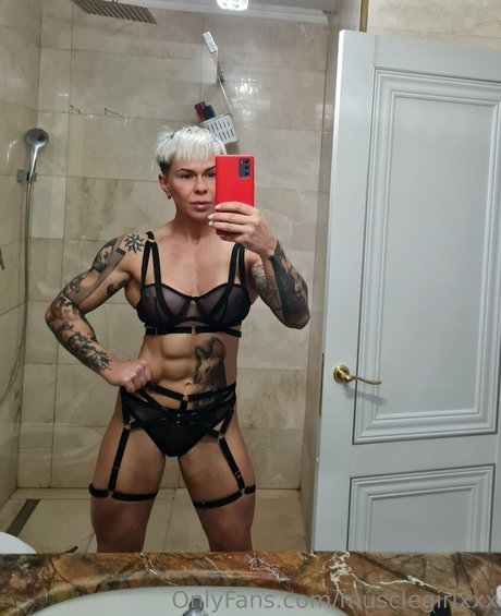 crazyxbody schauspielerin nackten fotos