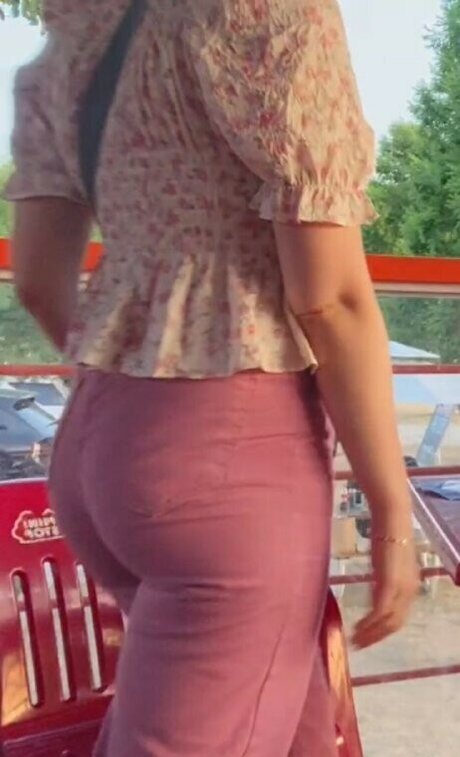 YuliCxlibri kostenlose heiße bild