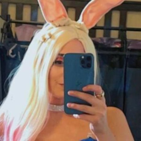 MrsViolence exklusive pornographische galerien