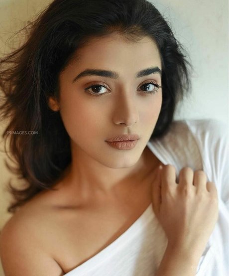 Ketika Sharma exklusive pornostar foto