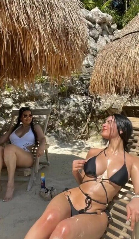 Barbaramirezz perfekte nacktheit fotos