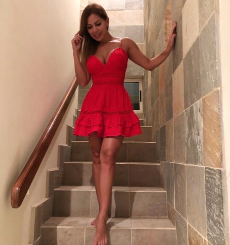 Ana Lucia Vega kunst nette foto