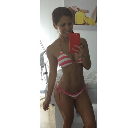 Ana Lucia Vega hd porno foto