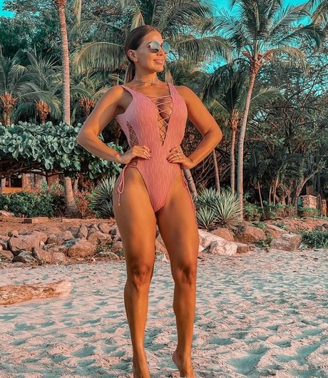 Ana Lucia Vega schöne pornostar fotos