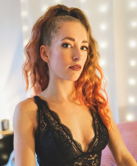 sapphire fantasy schöne pornostar foto