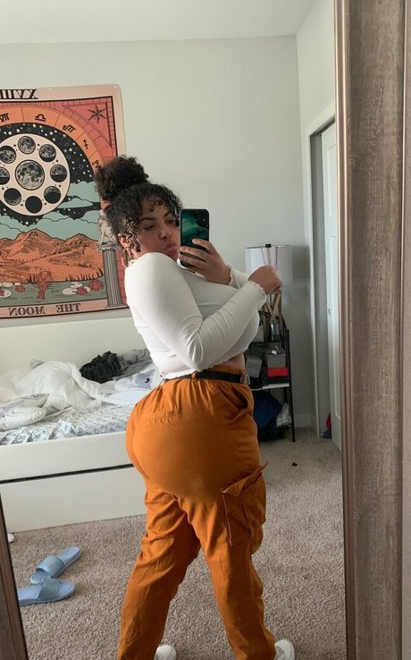 Deanelizyunes hübsche pornostar bild