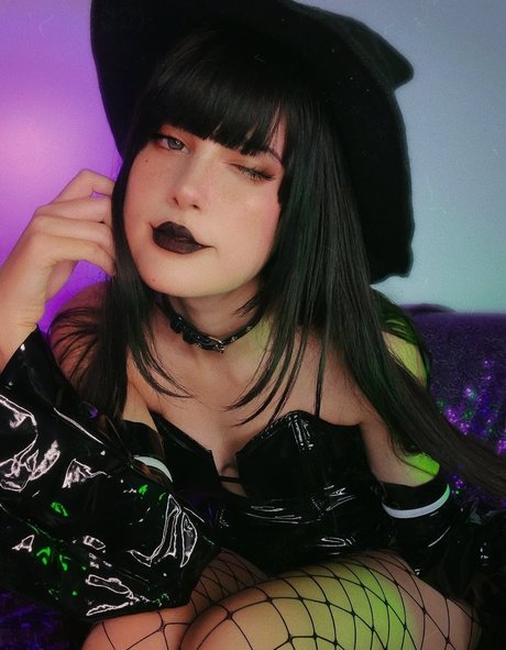 Jean Wanwan exklusive sexy fotos