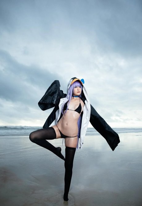 Jean Wanwan erotische akt bild