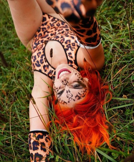 Alicia Atout xxx kunst foto