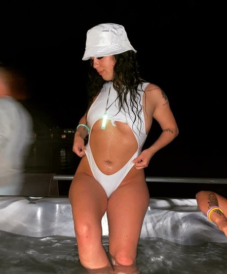 Shelby Dias pornostar erotische fotos