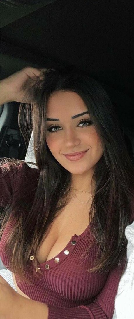 Christina Roki porno heiße fotos