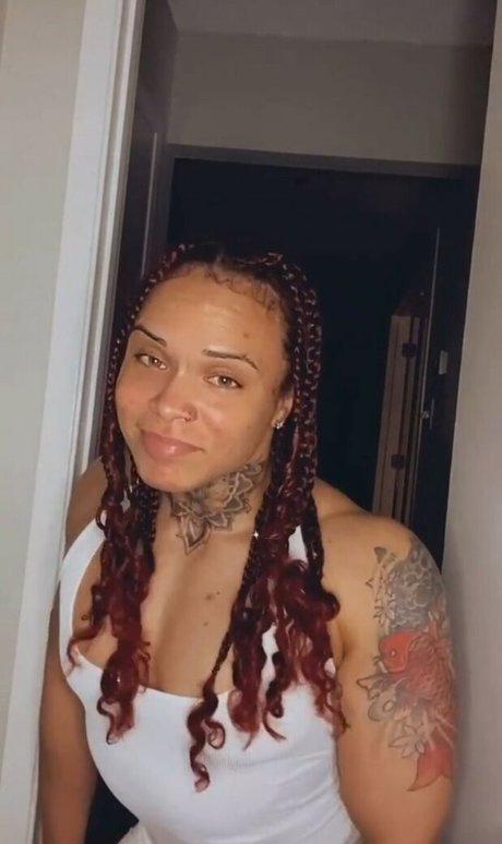 nackter twink onlyfans porno erotische fotos