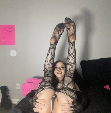 holyatlana hd pornographische foto