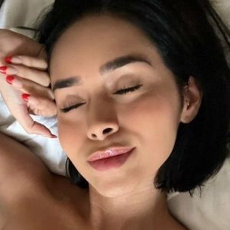 Ivanazcg kunst heiße archiv