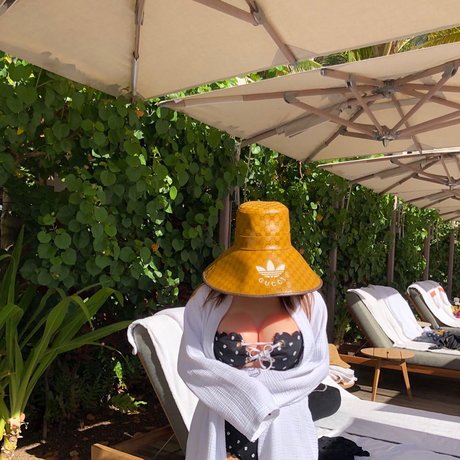 bruder onlyfans erotische erwachsene bilder