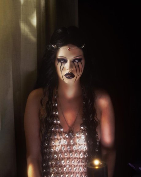 Emma Karla Peet xxx nackte galerien