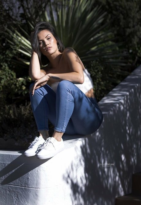 Sinead Harnett model xxx foto