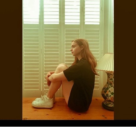 Daisy Waterstone nackt perfekte fotos