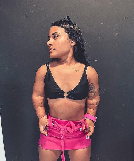 Dayanne Gomes erotische bild