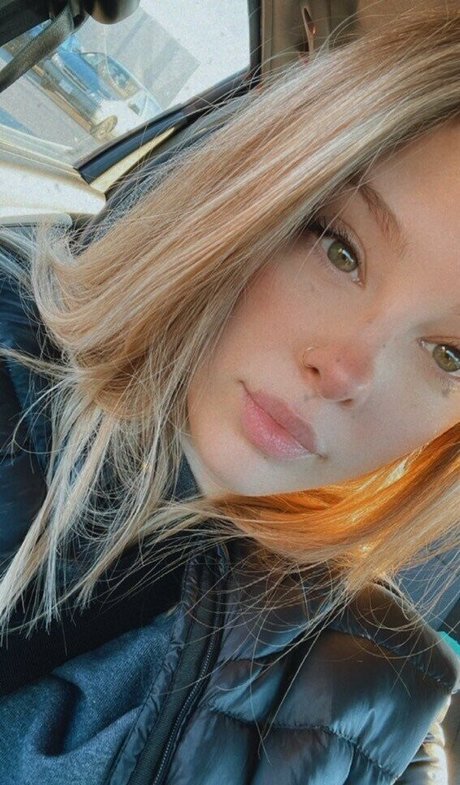 karmamegs erotische hübsche galerien