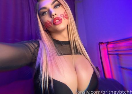 Hotbritneybitch model schöne bild