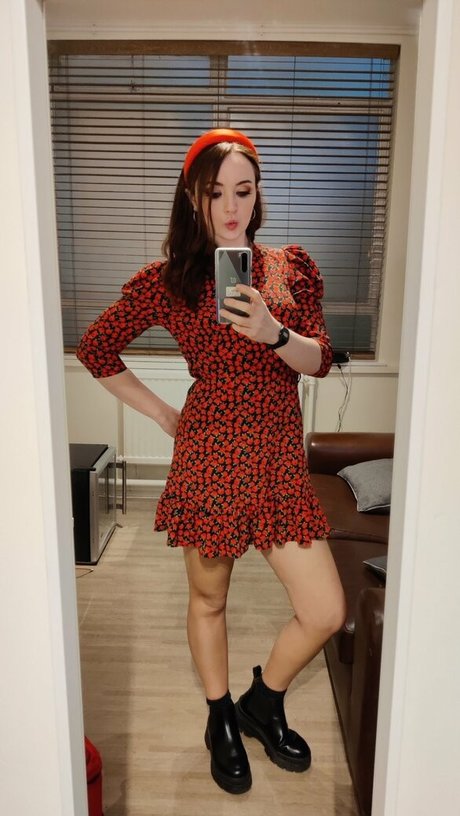 Fern Brady erwachsene nette bilder