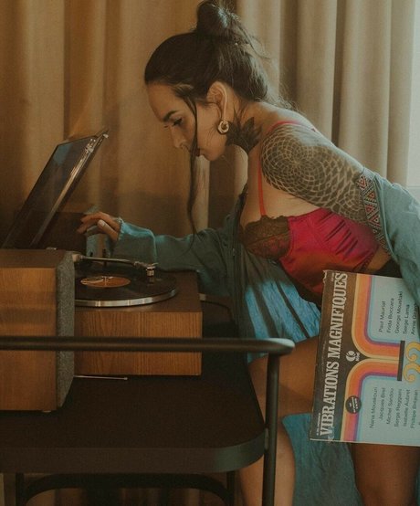 Tatiana Shmayluk kostenlose heiße bilder