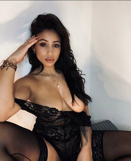 Kayleigh Marie top freie bild