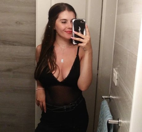 Ailin Marquez porno akt archiv