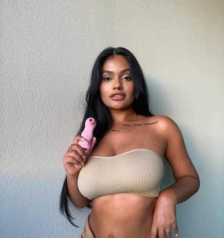 Ari Kumar beste nackt bild