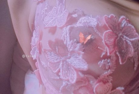 Yu cas nacktheit kostenlose foto